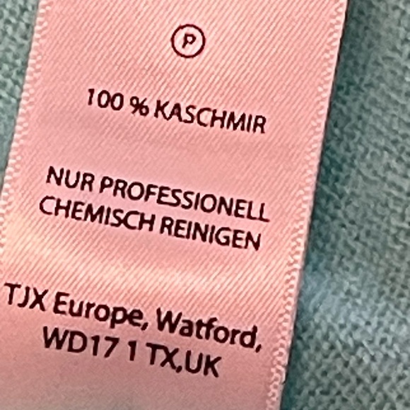 Tahari Cashmere Cardigan Sweater size Large knit warm casual 2-ply sleeve-less - Picture 8 of 8